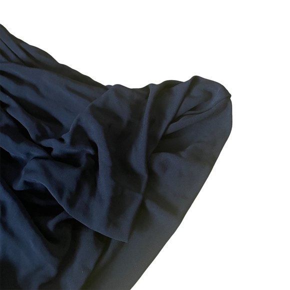 Fendi NWT Black Pleated Skirt Size 36 (2) - Picture 2 of 4